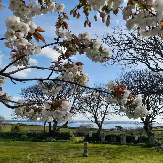 Corvus - Beautiful Cottage Half A Mile From Mousehole Penzance Bagian luar foto